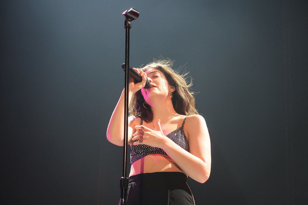 Lorde’s album “Virgin” discusses her vulnerabilities, meditating on fame, identity, body image
and lost love in songs like “Favourite Daughter,” “David” and ”Broken Glass.”