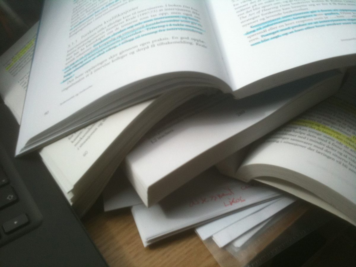 Students have mixed opinions on the new English essay policy.