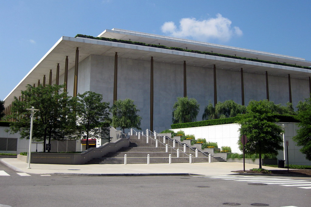 Trump’s announcement of the closing of the
Kennedy Center was received negatively by
many.